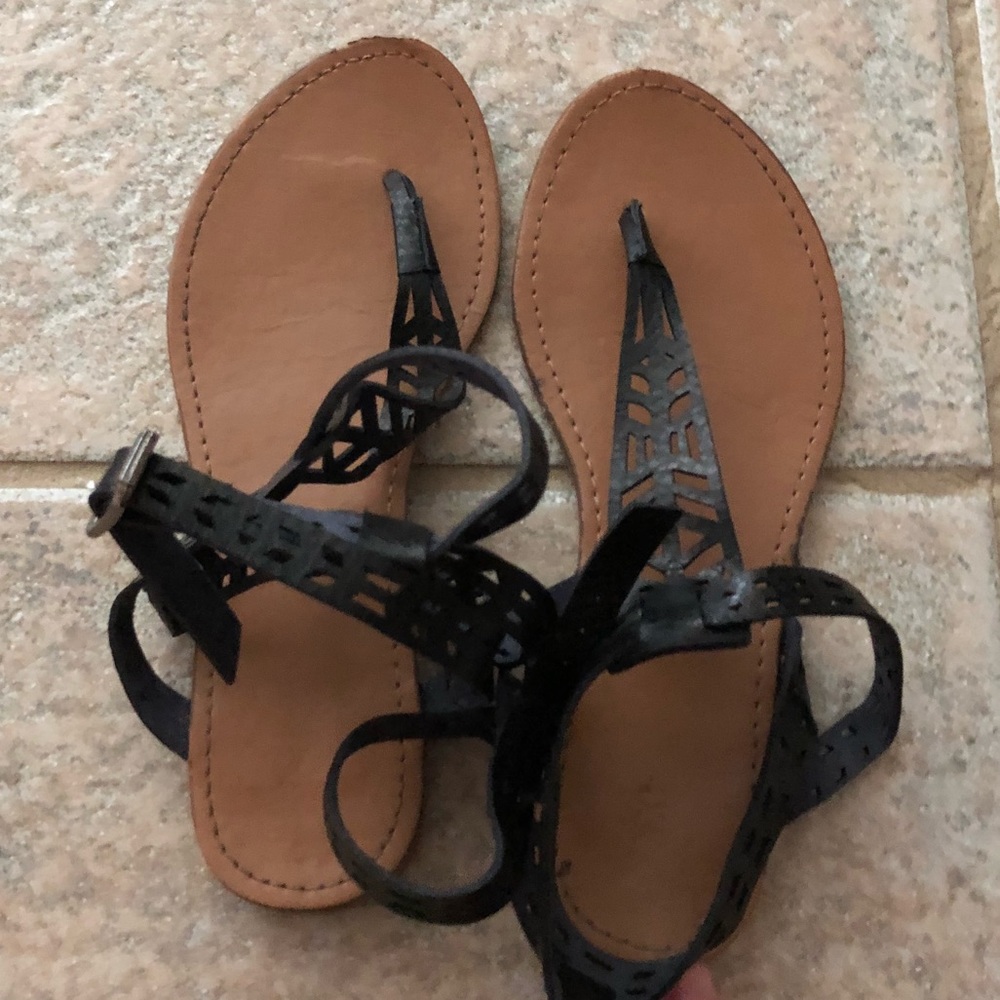 Forever 21 black sandals